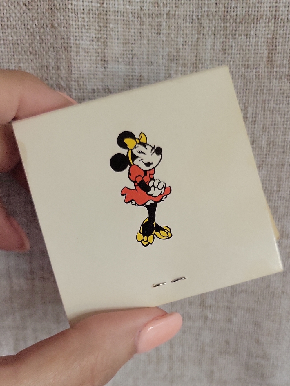 VINTAGE MINNIE MOUSE Walt Disney World Travel Sewing Kit